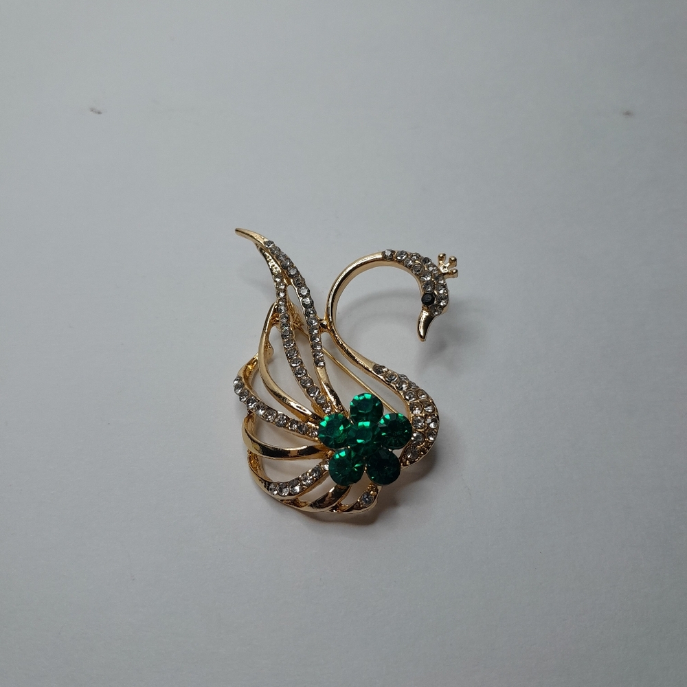 Swan Brooch with Rhinestone - Picture 4 of 7